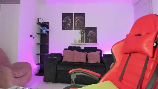 Image 3 of valery_adams1 Stream on Chaturbate on 1 month ago