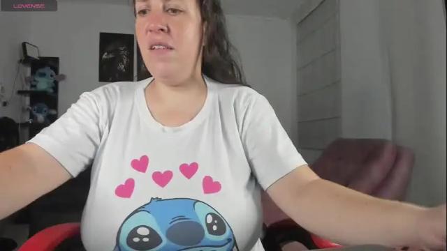 Image 6 of valery_adams1 Stream on Chaturbate on 4 days ago