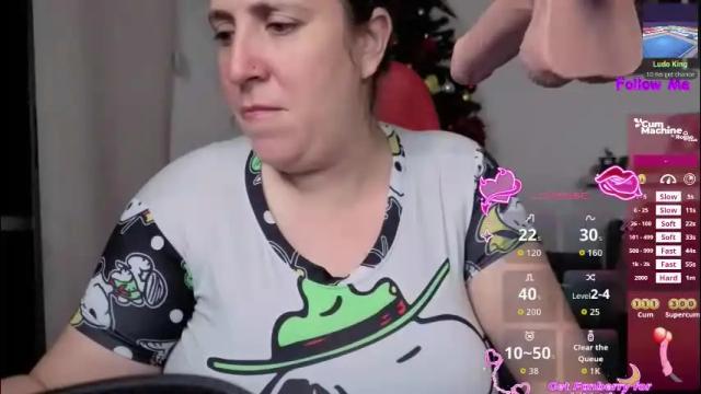 Image 3 of valery_adams1 Stream on Chaturbate on 13 days ago