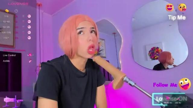 Image 2 of valery_cutee_ Stream on Chaturbate on 13 months ago