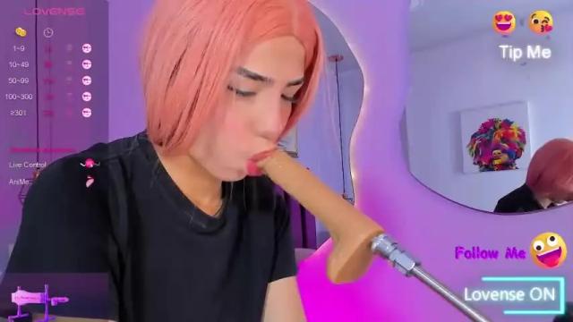 Image 6 of valery_cutee_ Stream on Chaturbate on 13 months ago