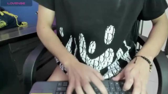 Thumbnail 1, valery_cutee_'s Stream at Chaturbate, 12 months ago