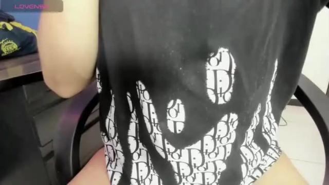 Image 4 of valery_cutee_ Stream on Chaturbate on 12 months ago