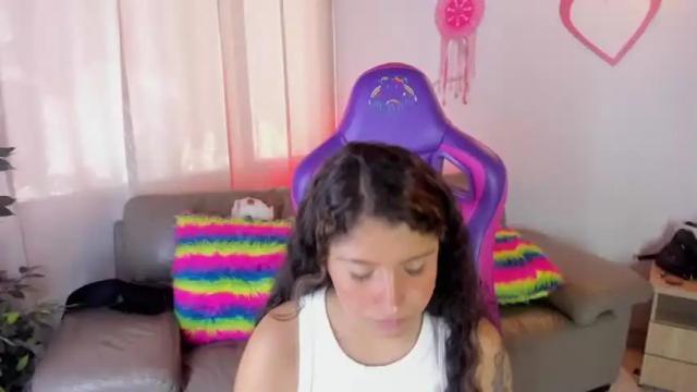 Image 12 of valery_diiaz_ Stream on Chaturbate on 17 months ago