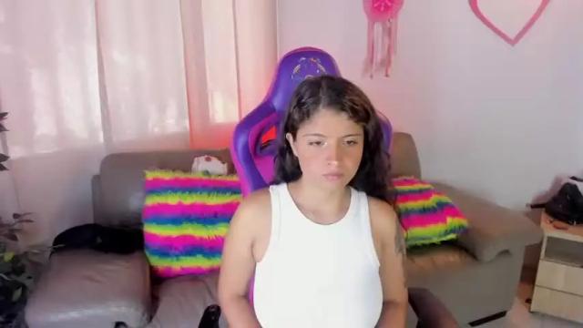 Image 6 of valery_diiaz_ Stream on Chaturbate on 17 months ago