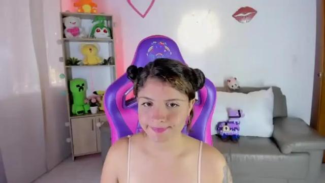 Image 6 of valery_diiaz_ Stream on Chaturbate on 17 months ago