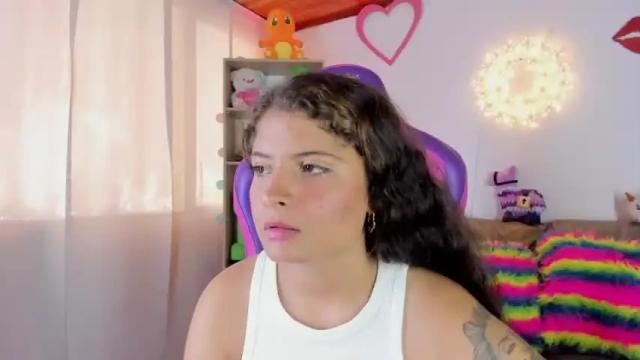 Image 11 of valery_diiaz_ Stream on Chaturbate on 17 months ago