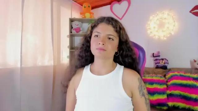 Image 12 of valery_diiaz_ Stream on Chaturbate on 17 months ago