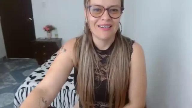 Image 7 of valery_greedy Stream on Chaturbate on 22 months ago