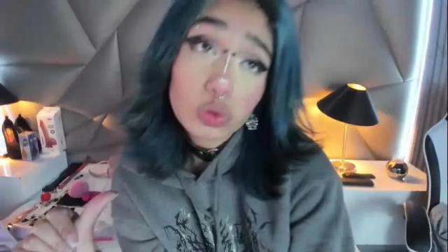 Image 10 of valery_smith15 Stream on Chaturbate on 2 months ago