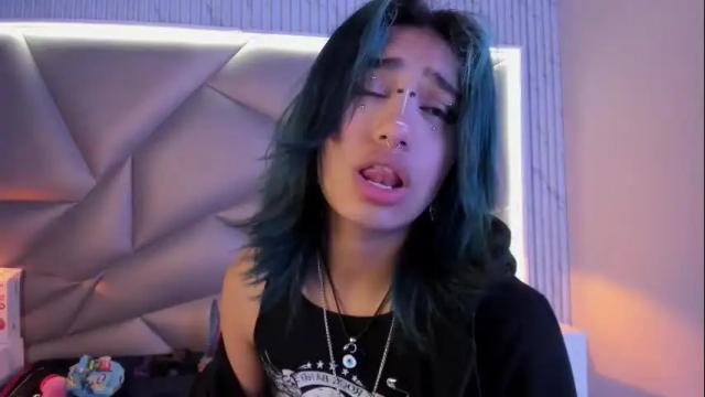Image 11 of valery_smith15 Stream on Chaturbate on 2 months ago