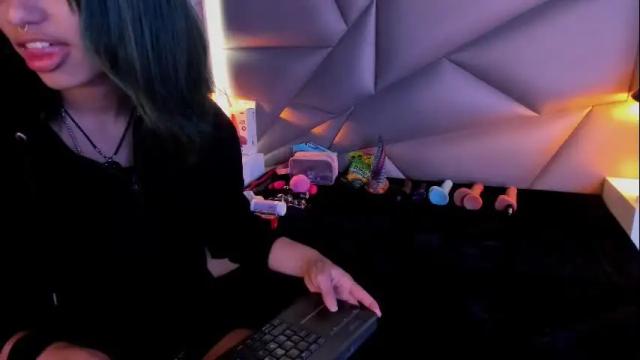 Image 11 of valery_smith15 Stream on Chaturbate on 2 months ago