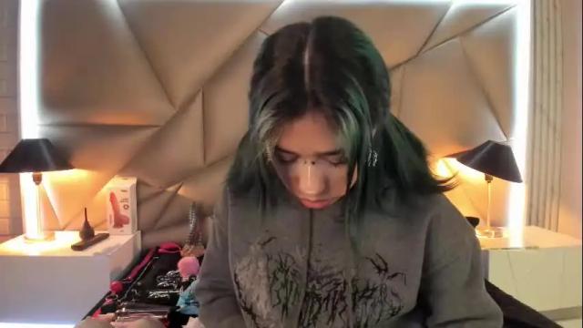 Image 6 of valery_smith15 Stream on Chaturbate on 1 month ago
