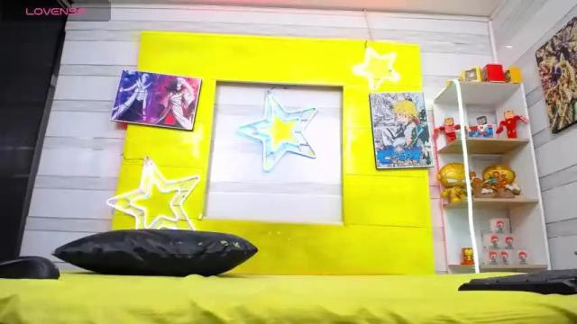 Image 4 of valery_soka Stream on Chaturbate on 19 months ago