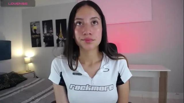 Image 4 of valery_steffen Stream on Chaturbate on 2 months ago