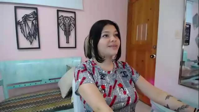 Image 10 of valery_steffen Stream on Chaturbate on 18 days ago