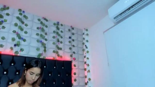 Image 10 of valery_sweet00 Stream on Chaturbate on 19 months ago