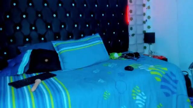 Image 7 of valery_sweet00 Stream on Chaturbate on 19 months ago