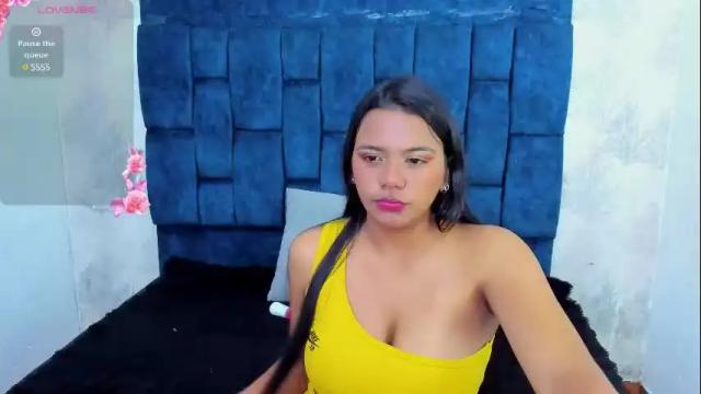 Image 7 of valery_tamara Stream on Chaturbate on 14 days ago