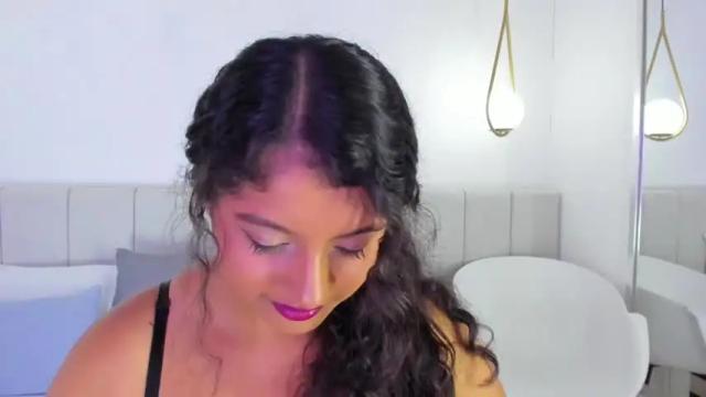 Image 1 of valery_thompsonn Stream on Chaturbate on 15 months ago