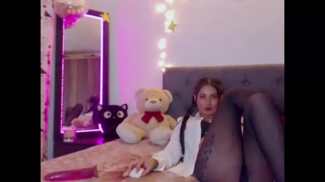 Image 4 of valery_velexx Stream on Chaturbate on 16 months ago