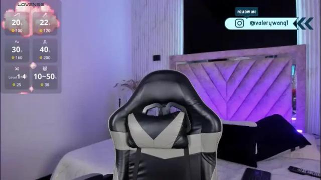 Image 3 of valery_wang Stream on Chaturbate on 1 month ago
