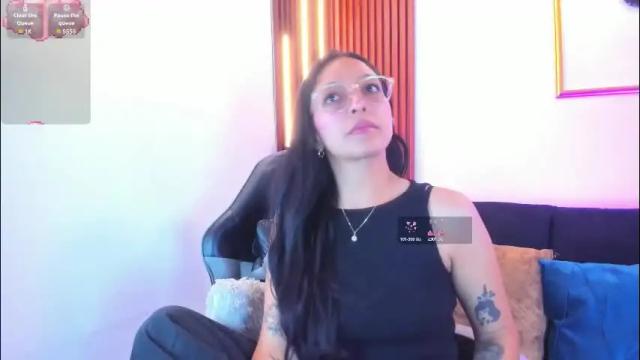 Image 3 of valery_wang Stream on Chaturbate on 1 month ago