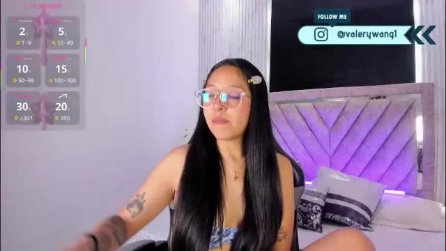 Image 3 of valery_wang Stream on Chaturbate on 24 days ago