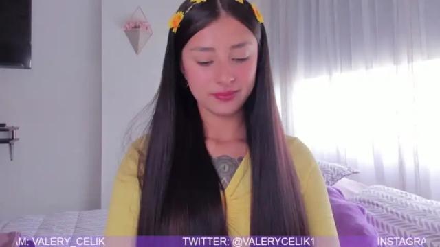 Image 4 of valerycelik Stream on Chaturbate on 14 months ago