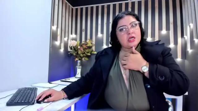 Image 4 of valerydarft Stream on Chaturbate on 19 months ago