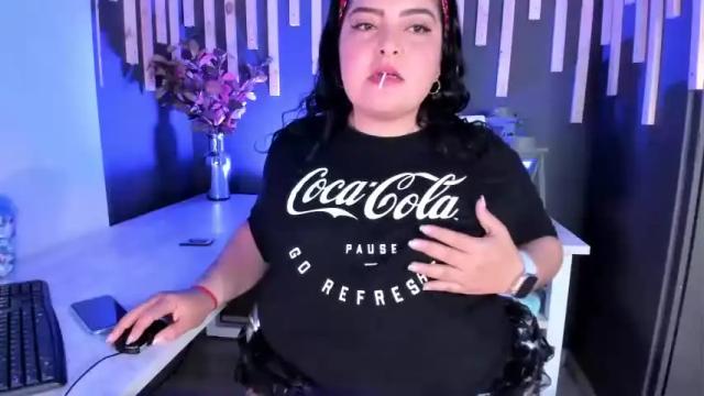 Image 4 of valerydarft Stream on Chaturbate on 19 months ago