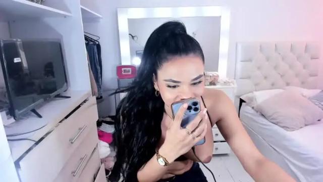 Image 12 of valerydealba91 Stream on Chaturbate on 17 months ago