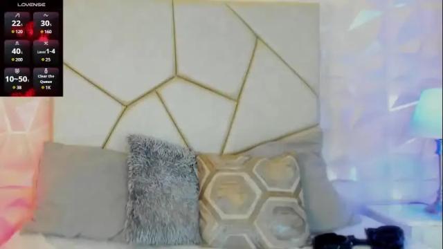 Image 8 of valerydiamond_ Stream on Chaturbate on 1 month ago