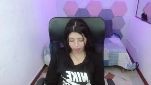 Image 12 of valeryfoxu_ Stream on Chaturbate on 24 months ago