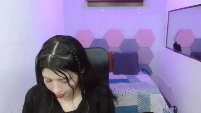 Image 2 of valeryfoxu_ Stream on Chaturbate on 24 months ago