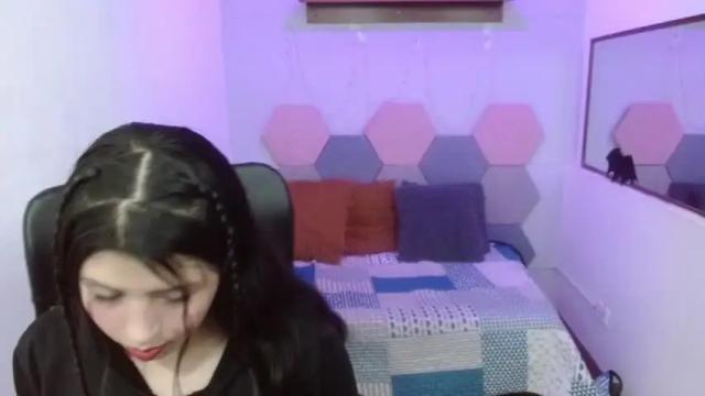 Image 3 of valeryfoxu_ Stream on Chaturbate on 24 months ago