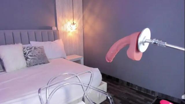 Image 10 of valerynova Stream on Chaturbate on 1 month ago