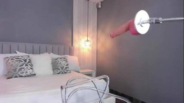 Image 12 of valerynova Stream on Chaturbate on 1 month ago