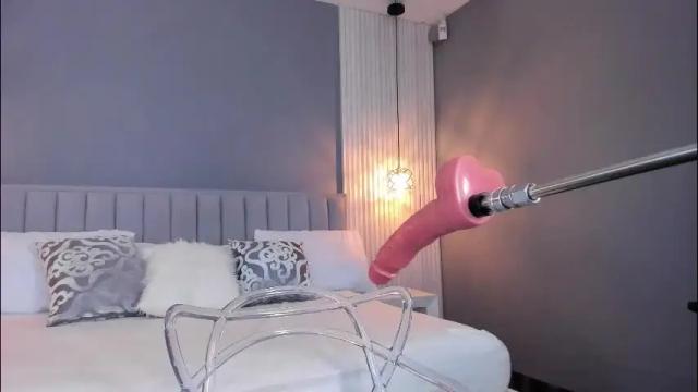 Image 8 of valerynova Stream on Chaturbate on 7 days ago