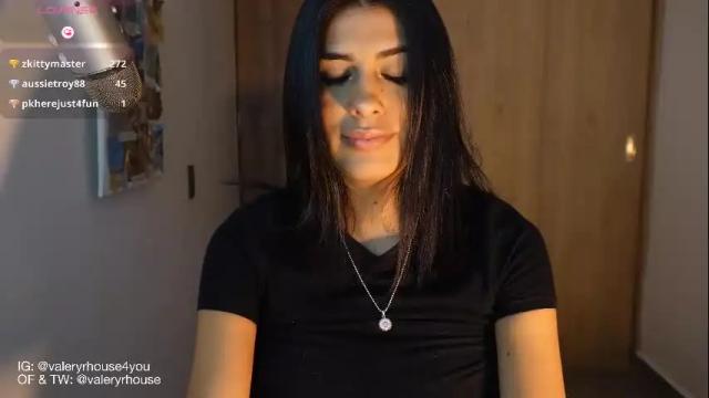 Image 7 of valeryrhouse_ Stream on Chaturbate on 1 month ago