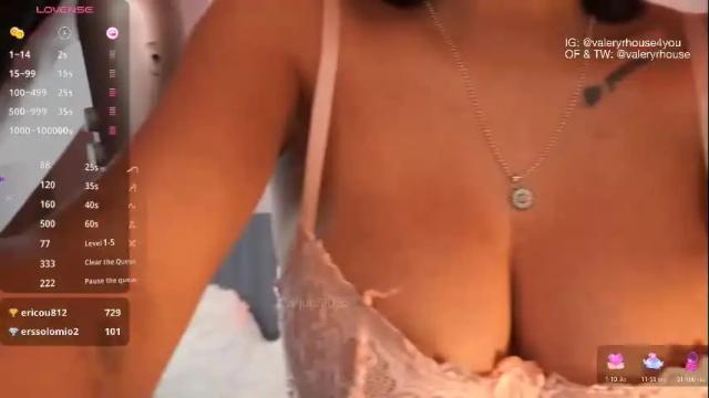 Image 10 of valeryrhouse_ Stream on Chaturbate on 4 months ago