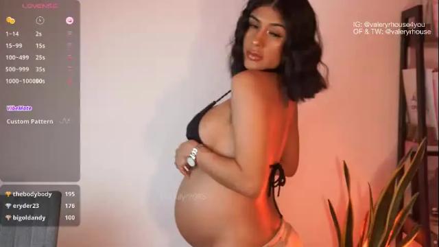Image 8 of valeryrhouse_ Stream on Chaturbate on 3 months ago