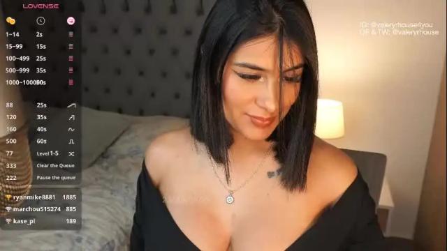 Image 8 of valeryrhouse_ Stream on Chaturbate on 3 months ago