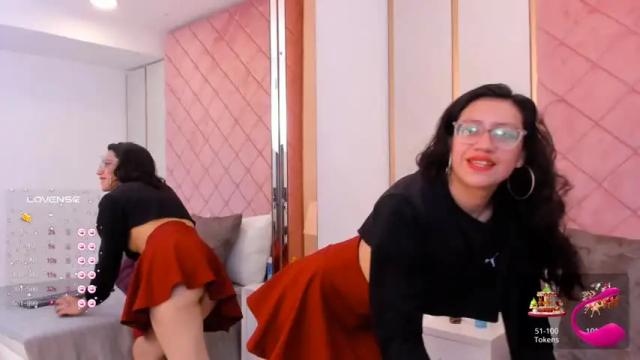 Image 6 of valeryrusell Stream on Chaturbate on 17 months ago