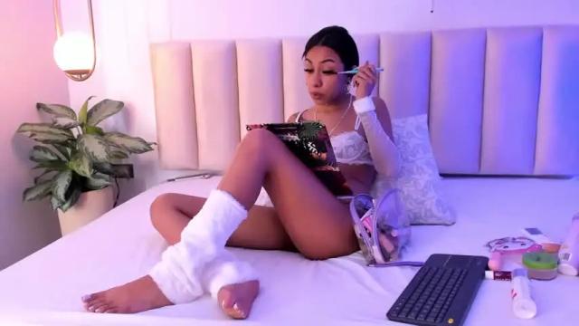 Image 3 of valerysanchez Stream on Chaturbate on 15 months ago