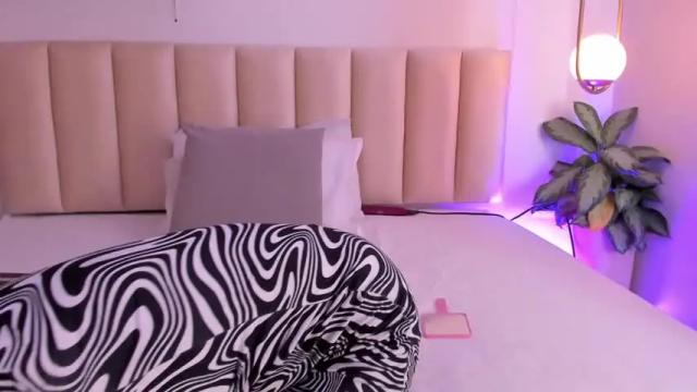 Image 10 of valerysanchez Stream on Chaturbate on 14 months ago