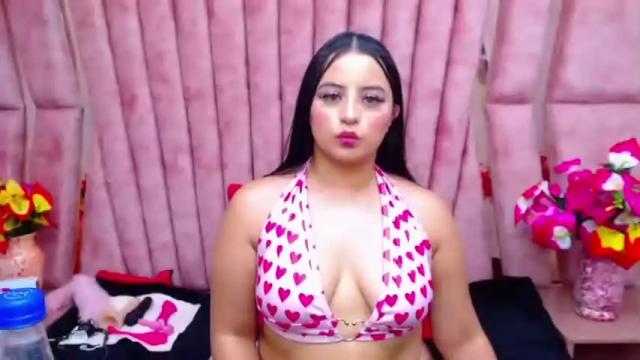 Image 10 of valerysexx_ Stream on Chaturbate on 15 months ago
