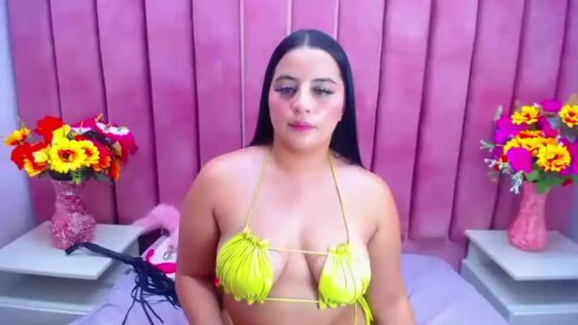 Image 4 of valerysexx_ Stream on Chaturbate on 14 months ago
