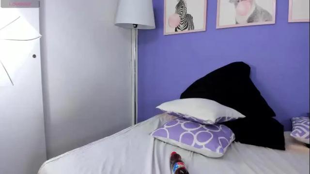 Image 7 of valerysimon Stream on Chaturbate on 6 days ago