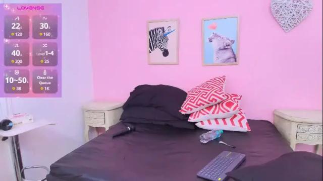 Image 10 of valerysimon Stream on Chaturbate on 15 days ago